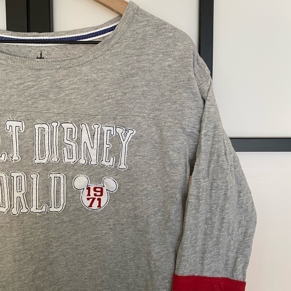 Walt Disney World 1971 Collegiate shirt. Size medium - Picture 2 of 14